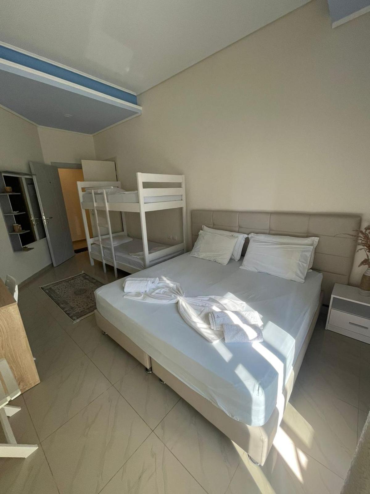 Fa_Holidays Vlorë エクステリア 写真